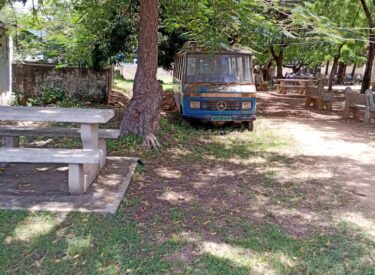 L'ancien bus dénommé la vieille dame